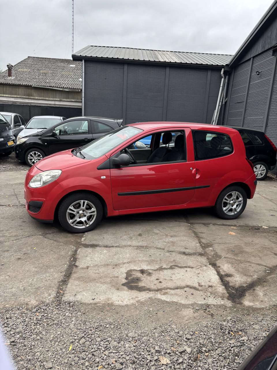 Renault Twingo met apk!