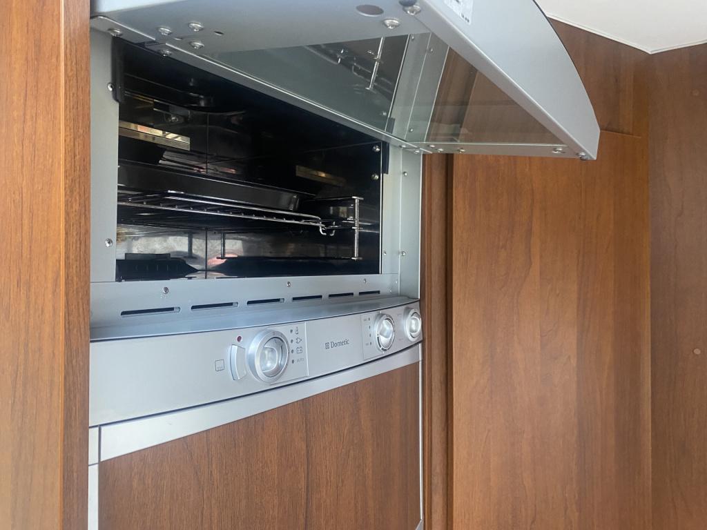 Elnagh Onbekend m200 prince 55l alkoof