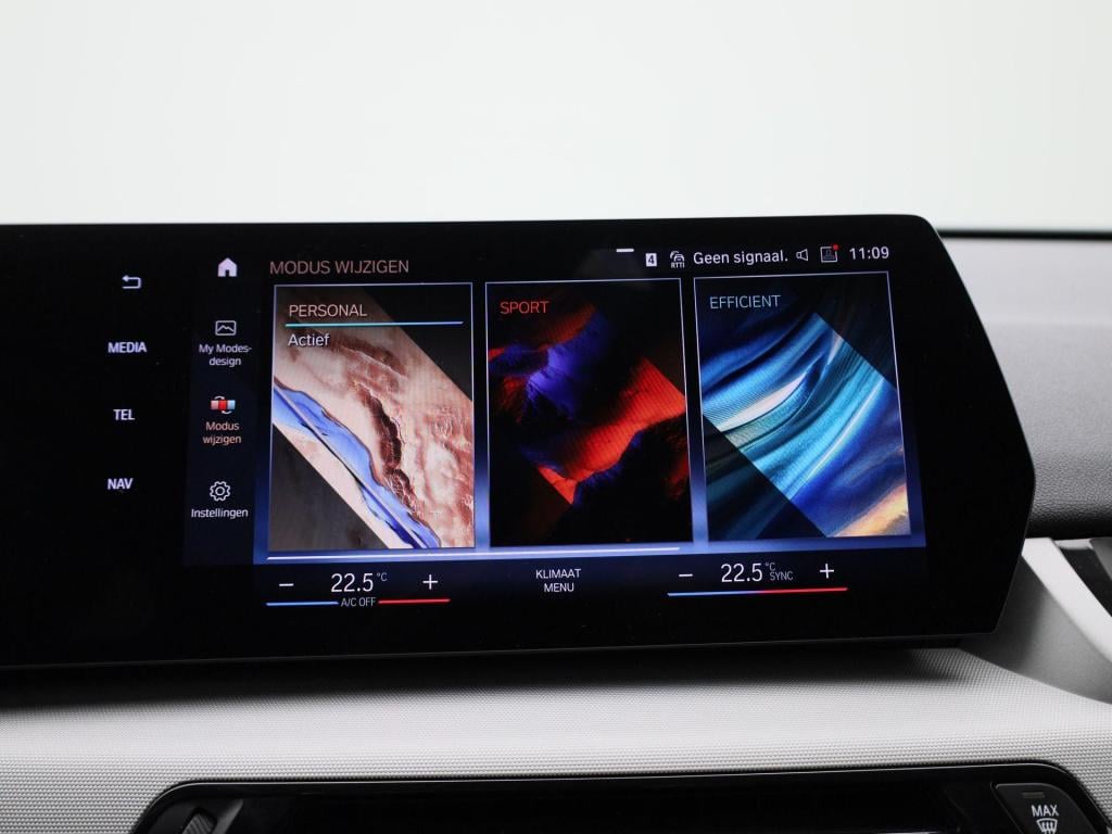 BMW X1 xdrive25e | automaat | lmv | parkeer sensoren | virtual cockpit | ca