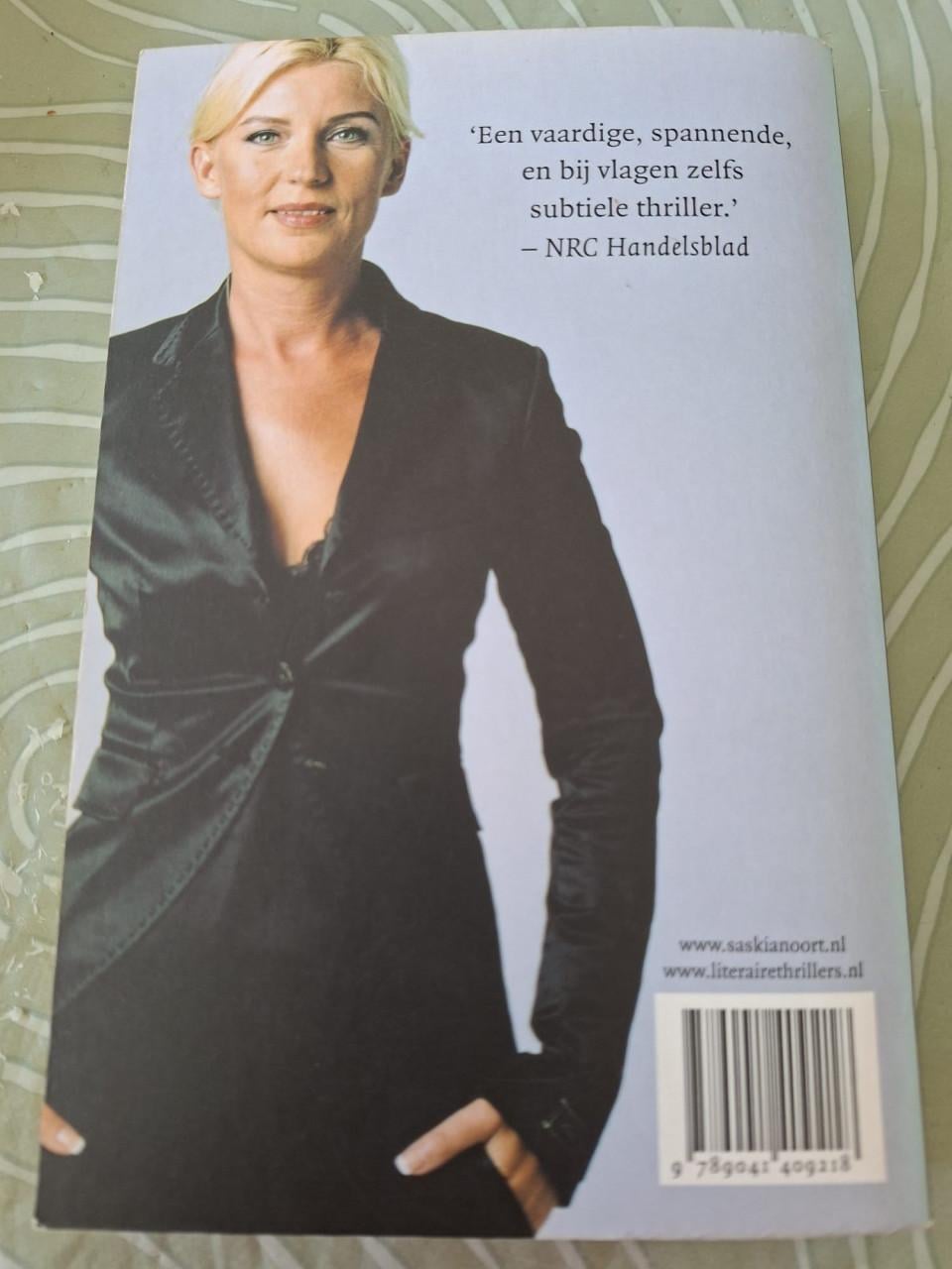 Boek de Eetclub - Saskia Noort (goede staat)