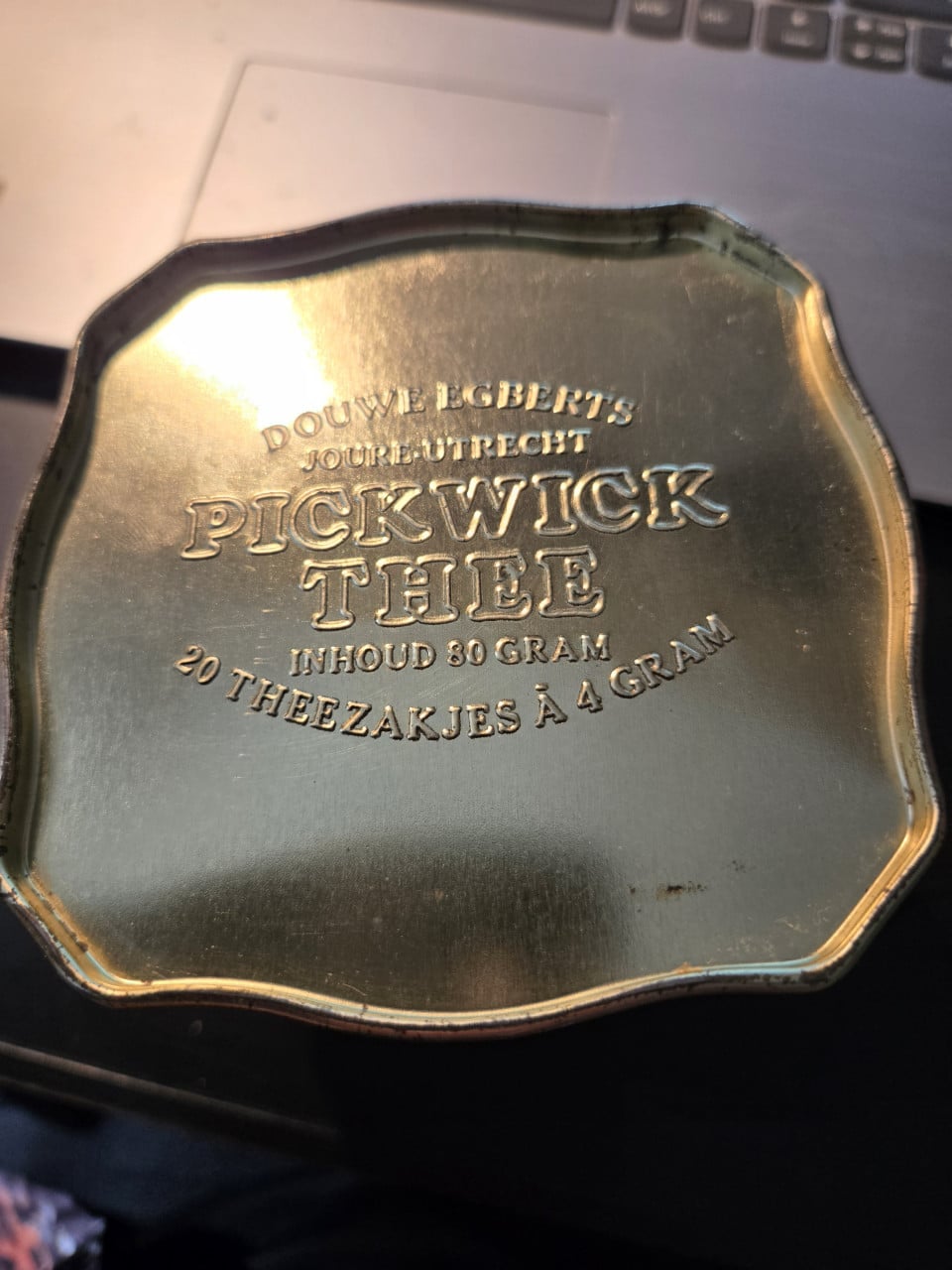 Blik Pickwick Thee (DE) 1981 Afmetingen 10,5 x 10,5 x11 cm