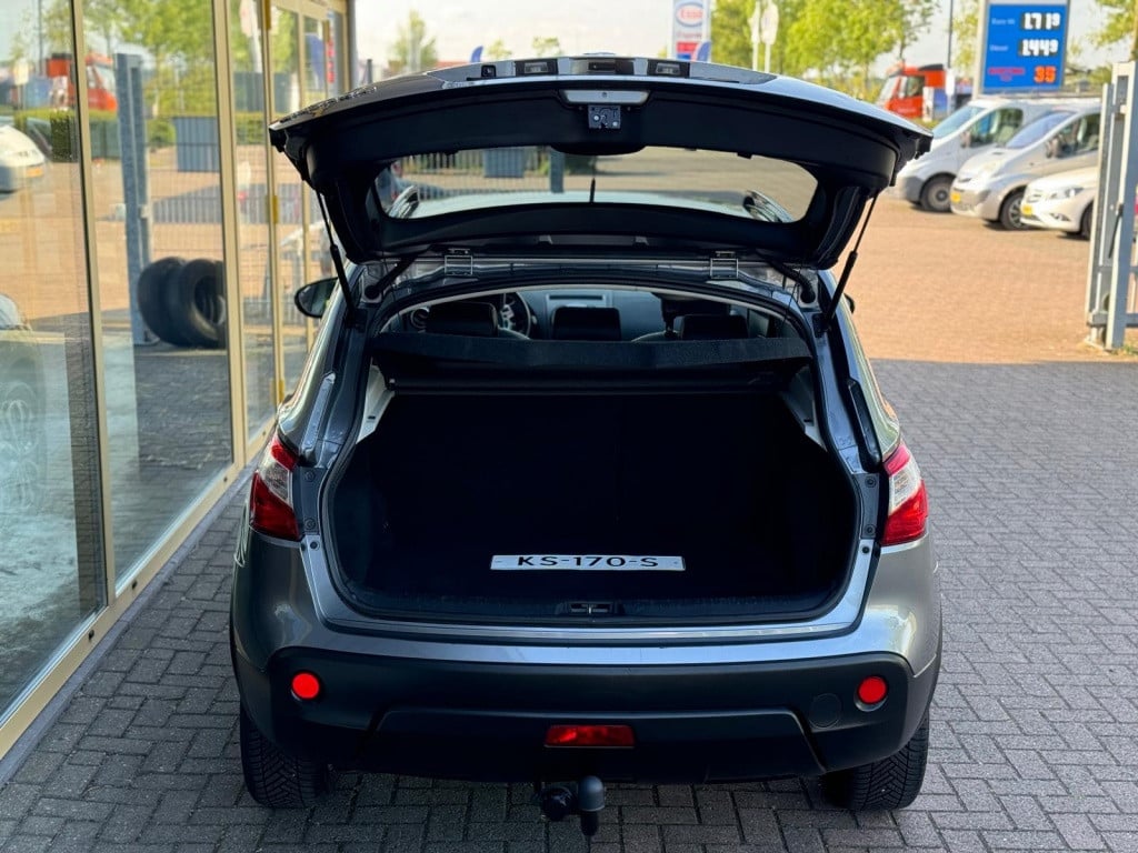 Nissan Qashqai 1.6 360