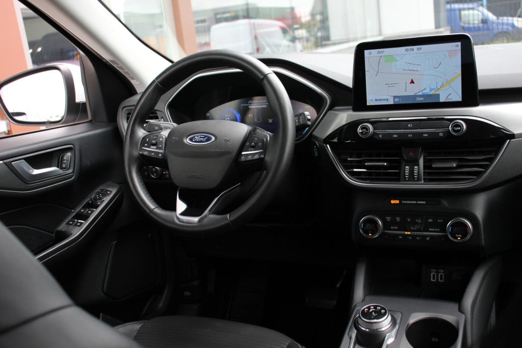 Ford Kuga 2.5 phev titanium x | b&o | camera | trekhaak | stoel/stuurverwar