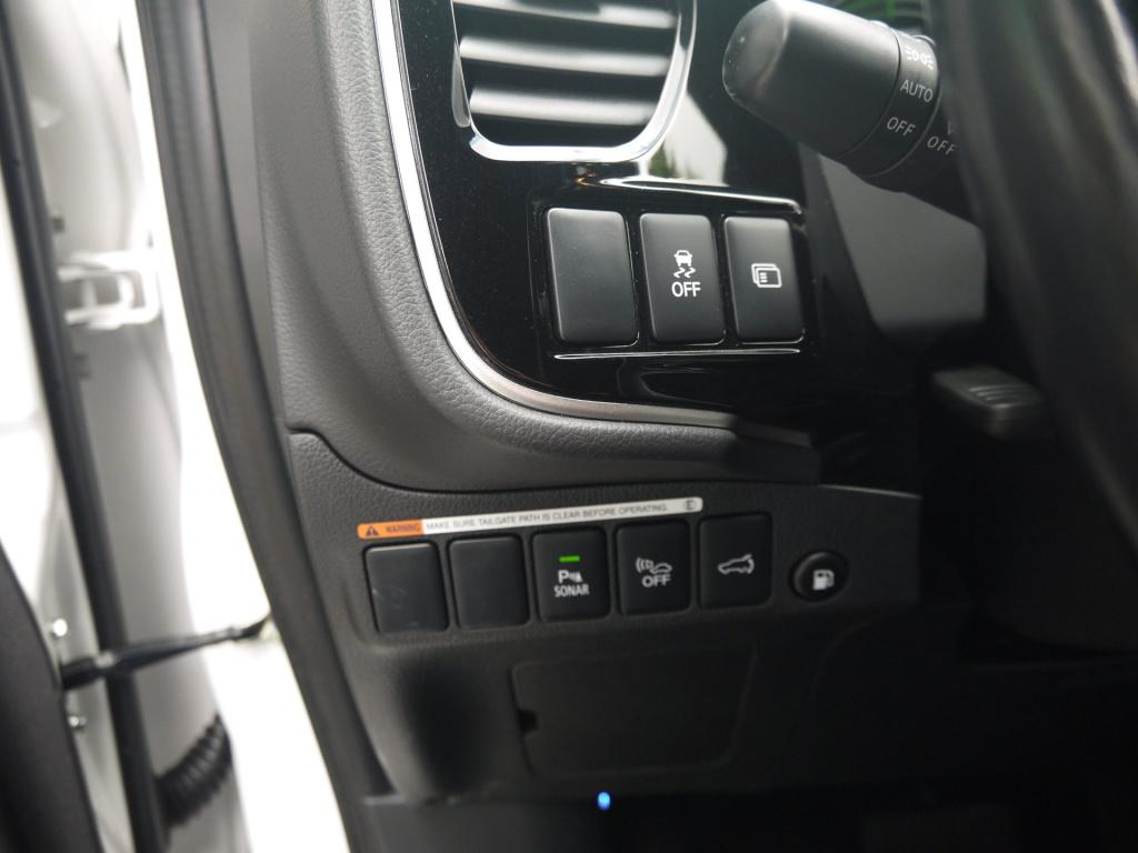Mitsubishi Outlander 2.4 phev instyle|trekhaak|rijklaar