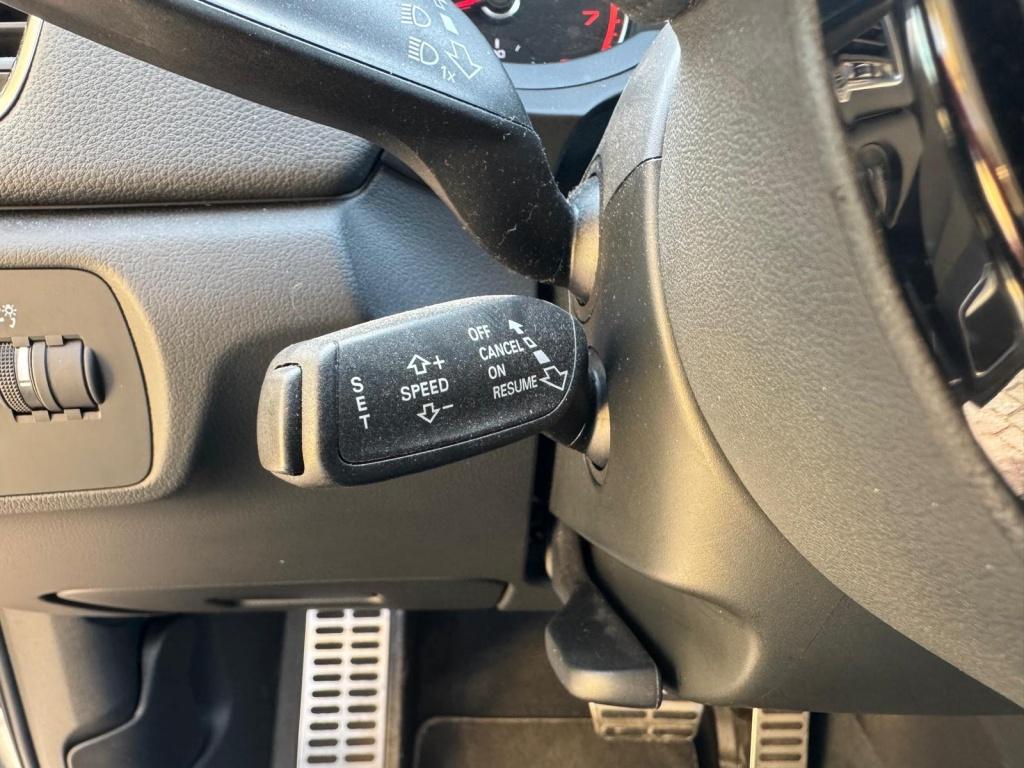 Audi Q3 1.4 tfsi | automaat | lm | s-line |