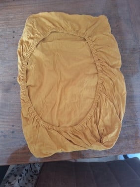 Aankleedkussenhoes oker