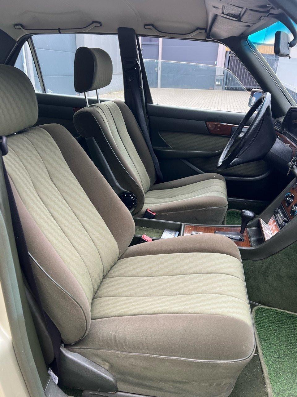 Mercedes-Benz S-klasse 280 S Automaat 2jaar apk