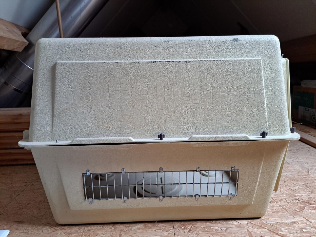 Grote hondenbench 81 cm(l) x 56 (b) x 58 (h)