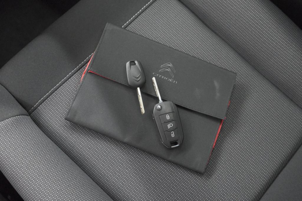 Citroen C3 Aircross puretech 130 eat6 feel | camera | climate control | app