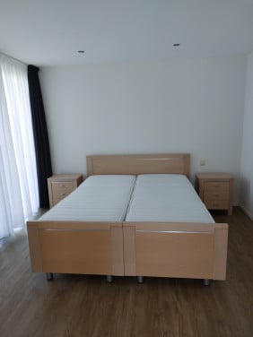 Ledikant  met kast