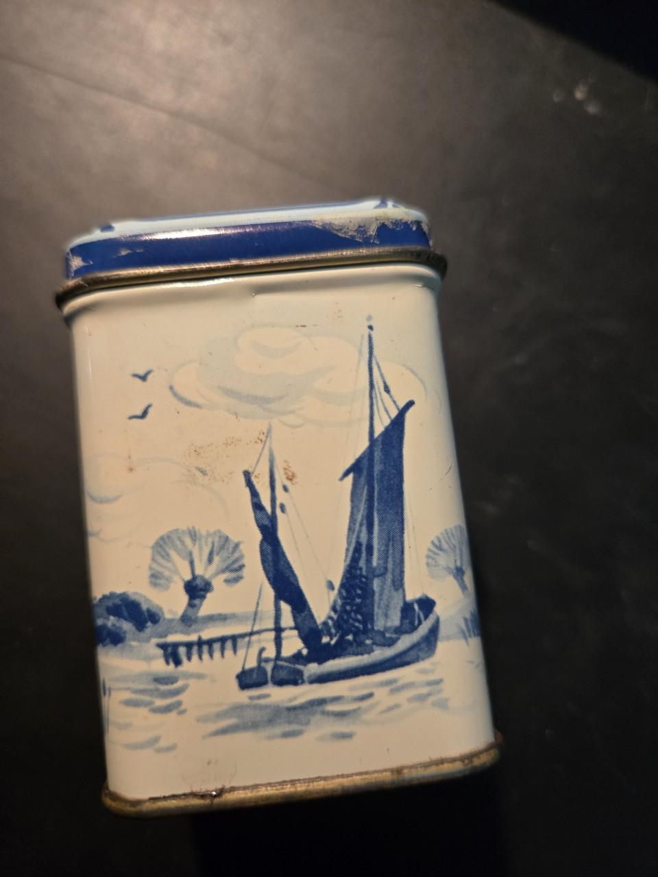 75 grams blikje L.J. Joosse Middelburg Roomboter Babbelaars. Leeg.