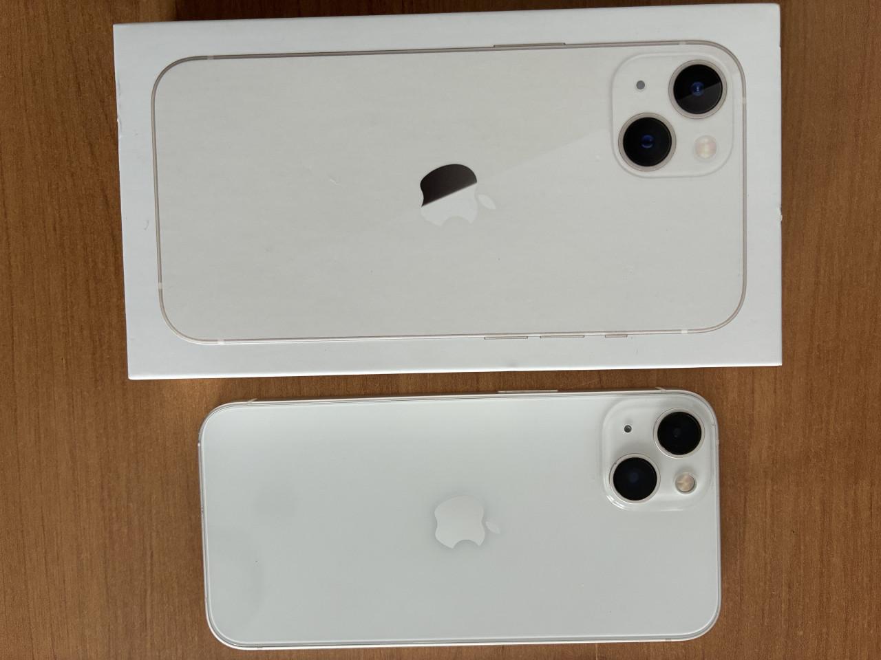 IPhone 13 in extreem goede staat (onbeschadigd)