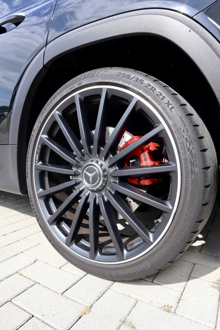 Mercedes-Benz GLB AMG 35 4MATIC Speedshift 2021| 306 PK | Full option |