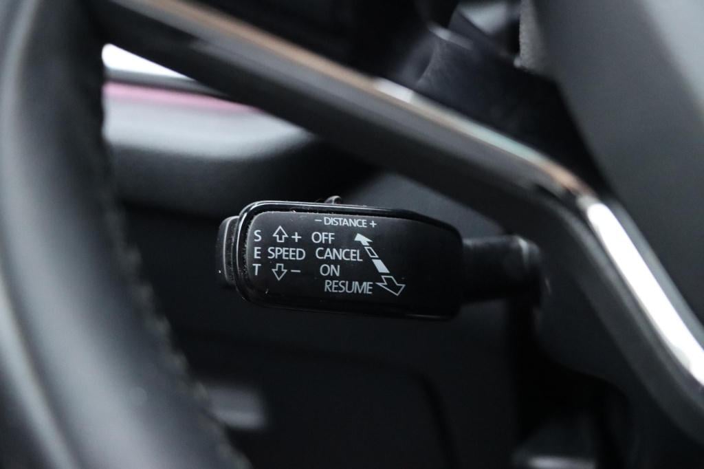 Skoda Octavia combi 1.4 tsi iv style 204pk dsg6