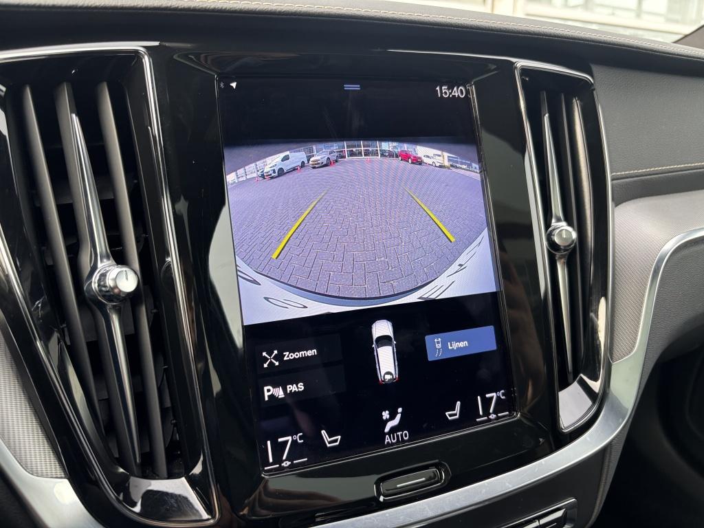 Volvo V60 t6 398pk recharge r-design| panodak| adap.cruise| camera| awd