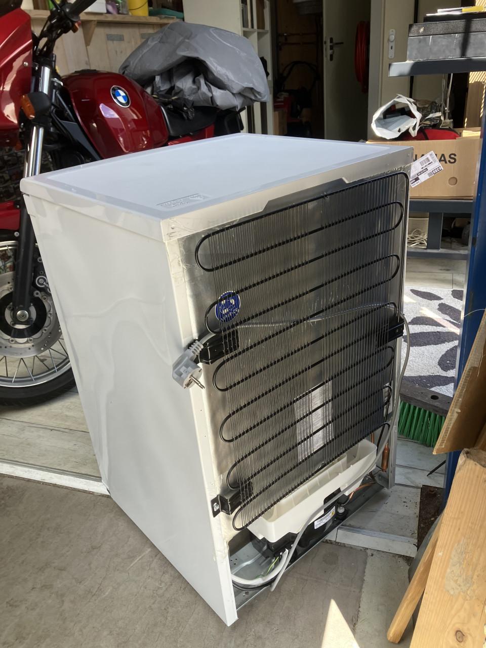Beko Koelkast vriezer S54121 2 jaar oud in perfecte staat