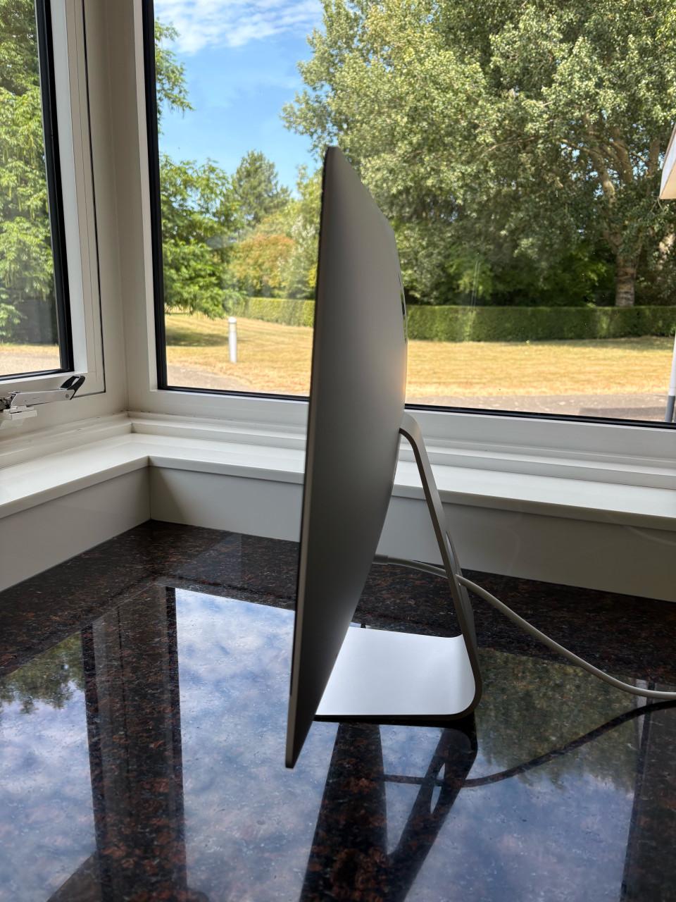 Apple iMac 21,5” 2017 | Intel i5 3.0 GHz | 8GB RAM