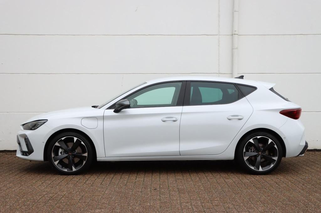 Cupra Leon 1.5 tsi e-hybrid business 204pk dsg6 | soh 100% |