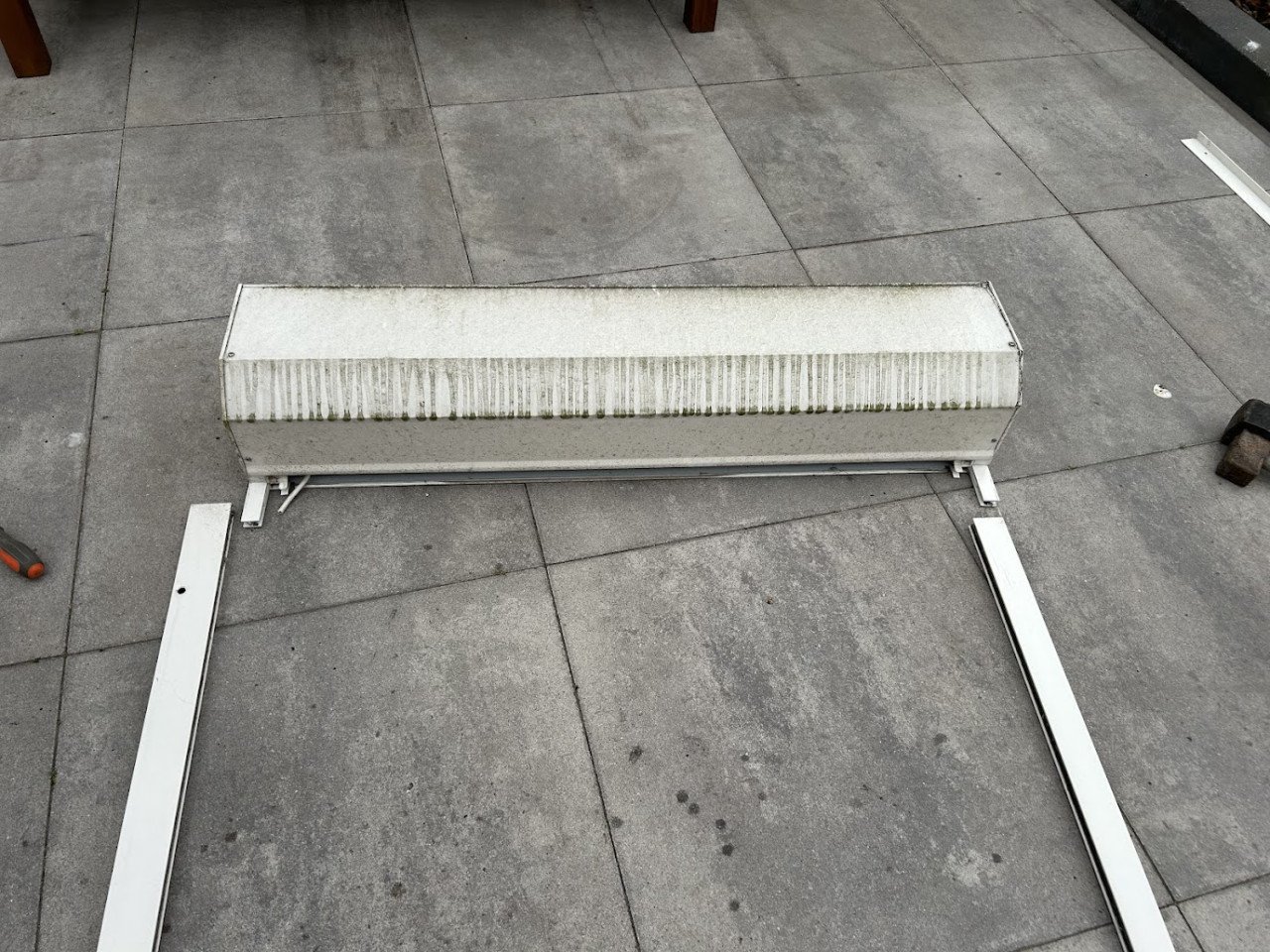 Elektrisch rolluik 109 x256 cm