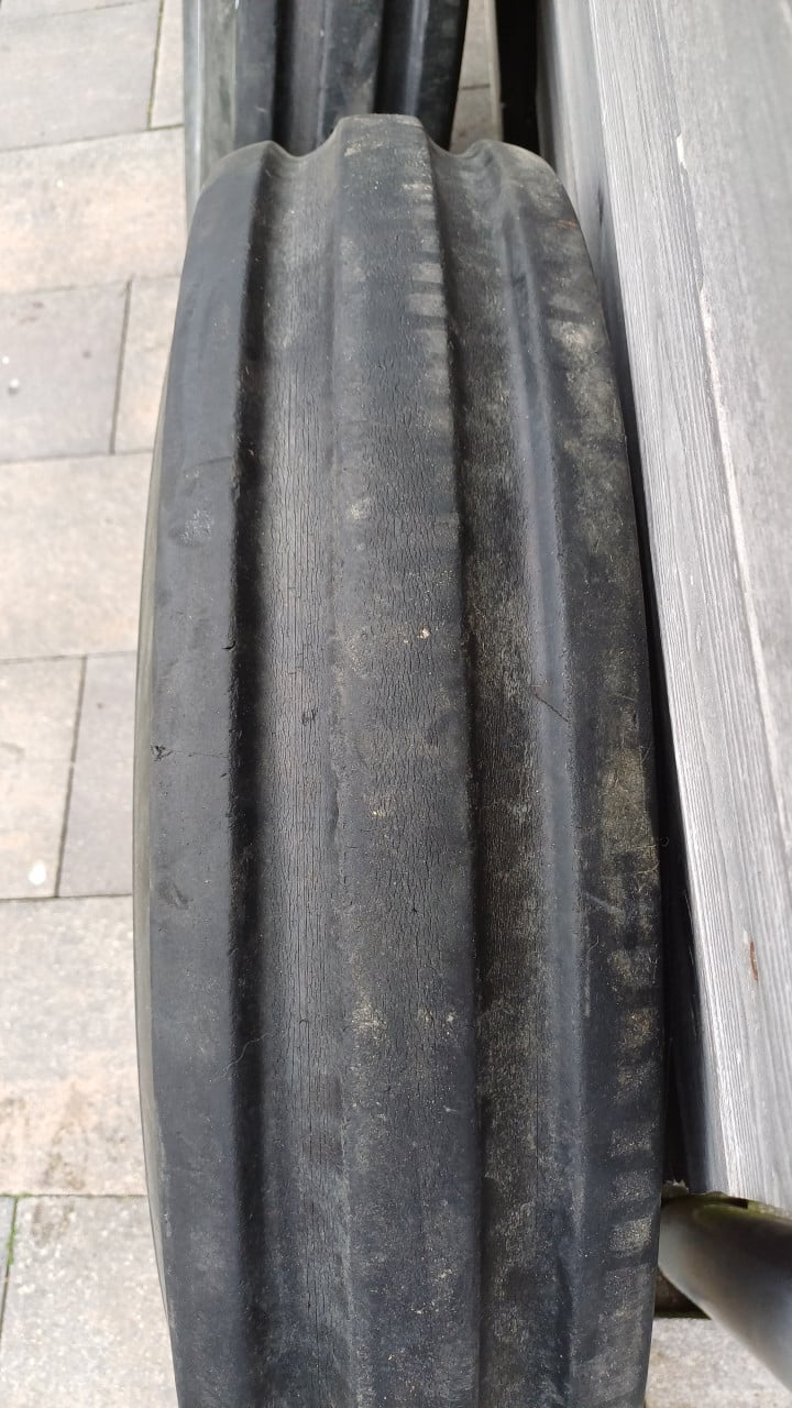 Smalle tractor voorwielen