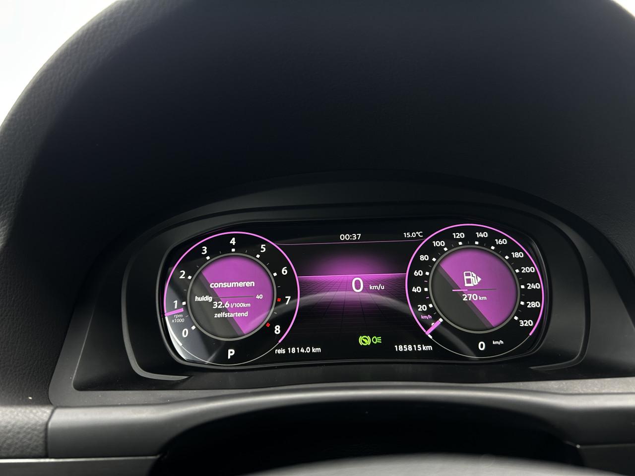 Volkswagen Touran 1.6 TDI/Virtual cockpit/DSG/GRIJS KENTEKEN