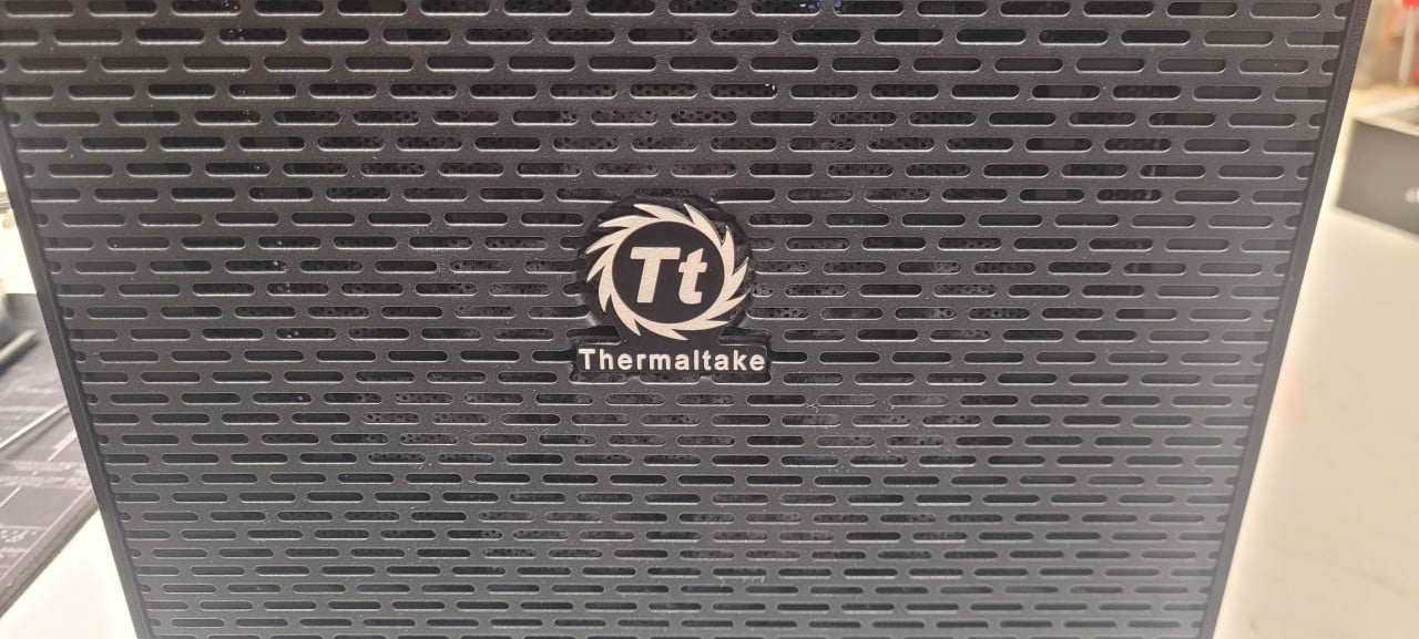 Thermaltake Core X71 Full-Tower PC Case met gehard glas