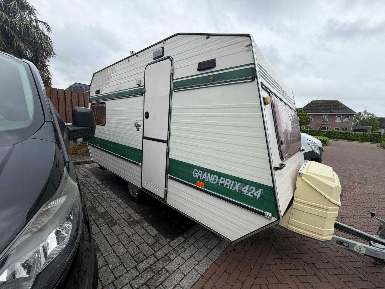 Caravan Chateau Grand Prix 1983, perfecte instapcaravan!