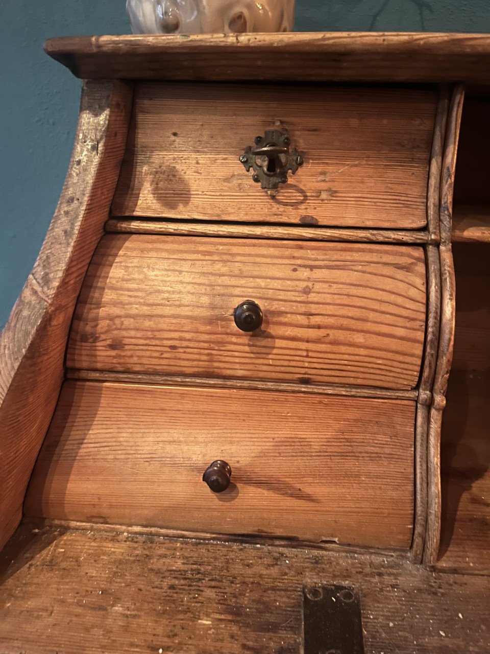 Leuk antiek bureau