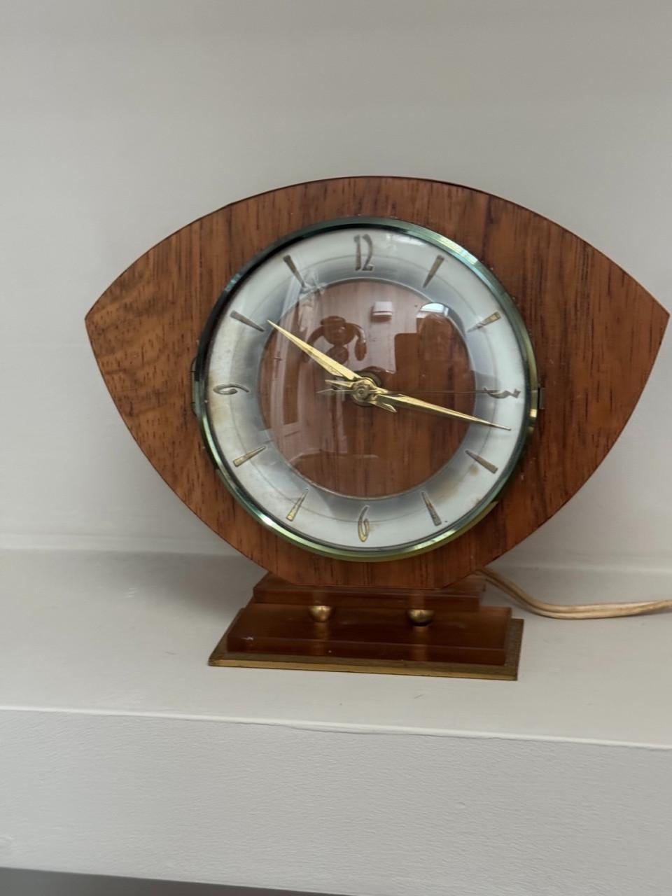 Vintage elektrisch tafelklokje