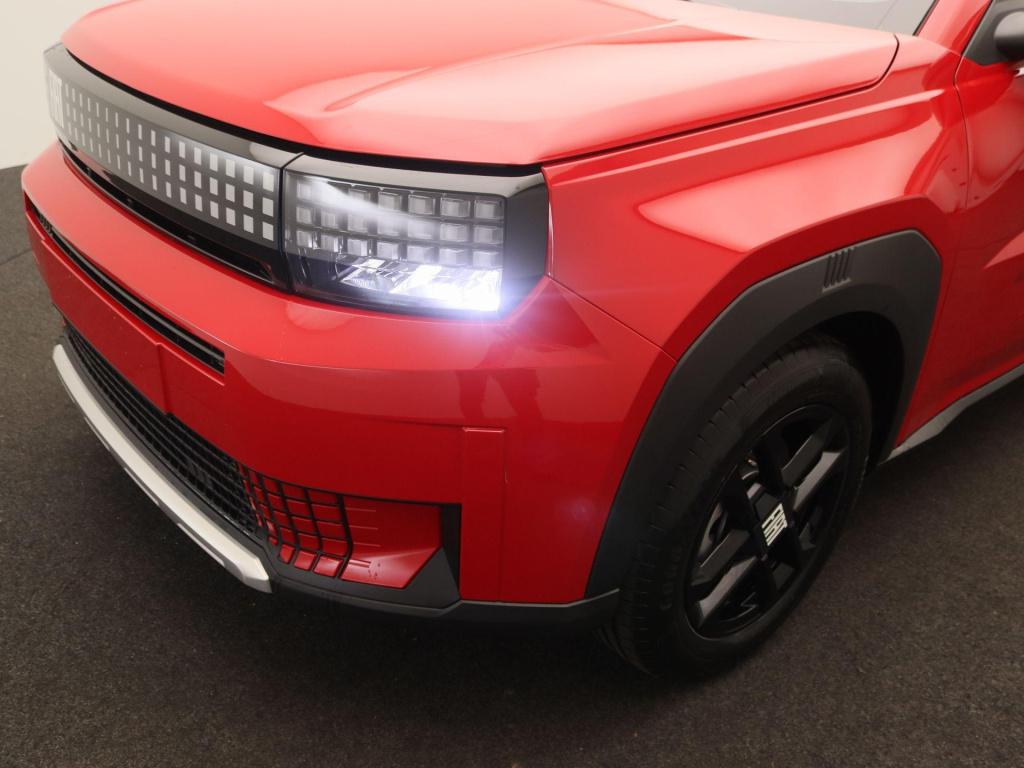 Fiat Grande Panda 1.2 hybrid icon | apple carplay & android auto | parkeers