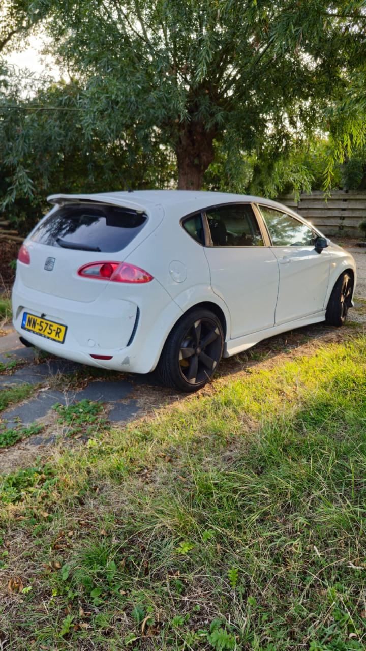 Seat Leon 2.0 TFSI 200PK | 6-bak | FR ombouw | APK 02-2027 | Opknapper