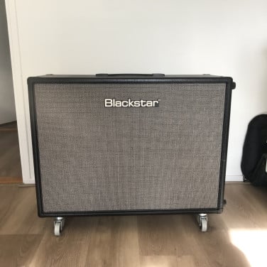 Blackstar speaker cab 2x V30