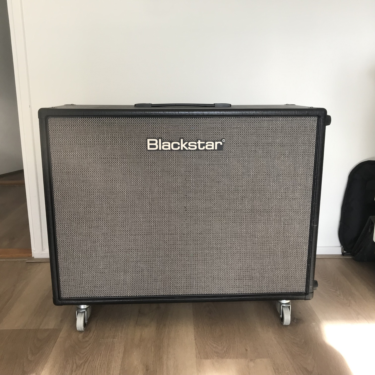 Blackstar speaker cab 2x V30