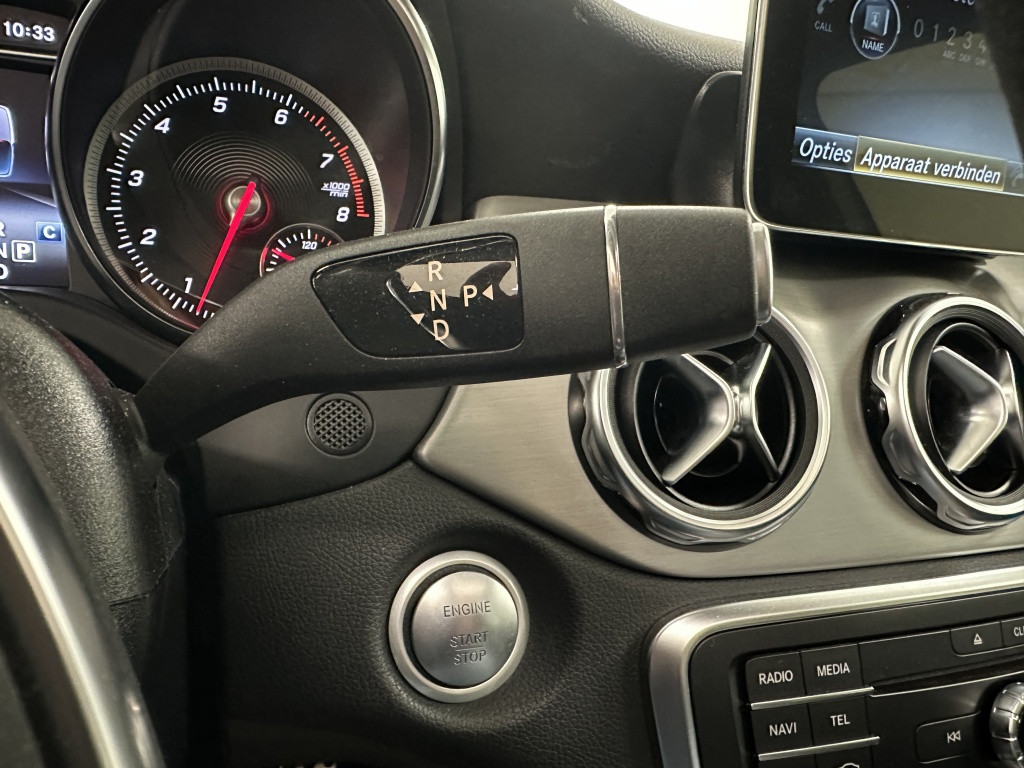 Mercedes-Benz Gla-klasse 180 amg night ed. | panoramadak | keyless-go | 19'