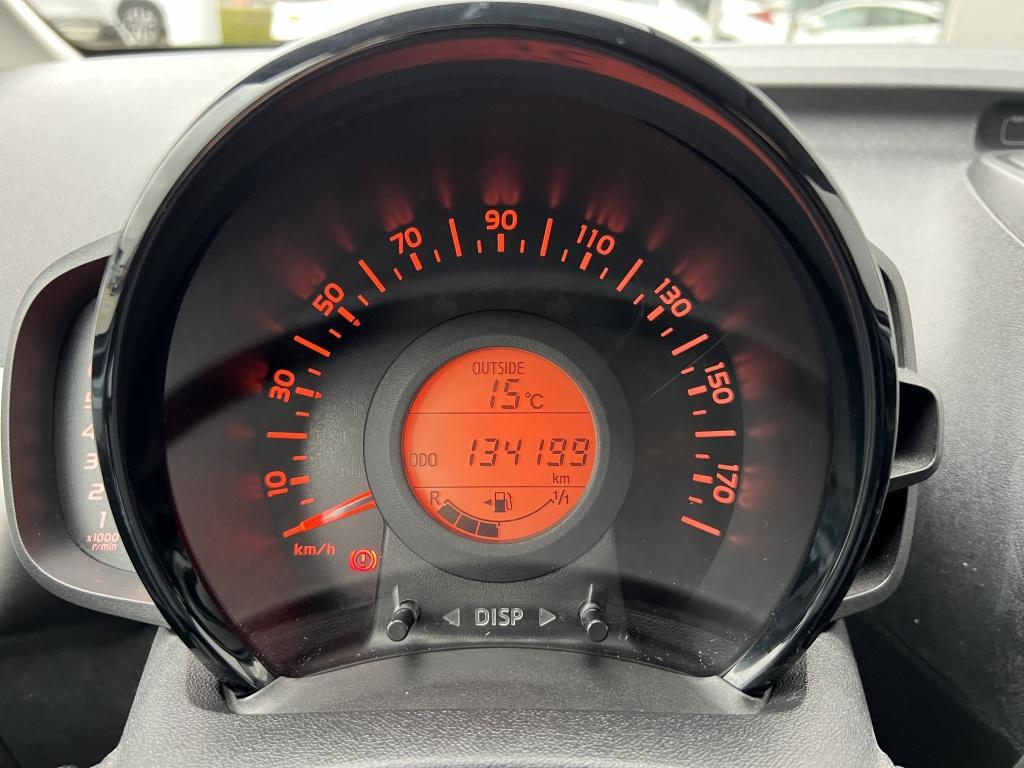 Toyota Aygo 1.0 vvt-i x-play