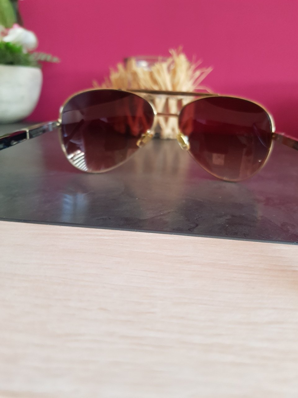 Prachtige zonnebril Louis Vuitton sunglass in perfecte staat