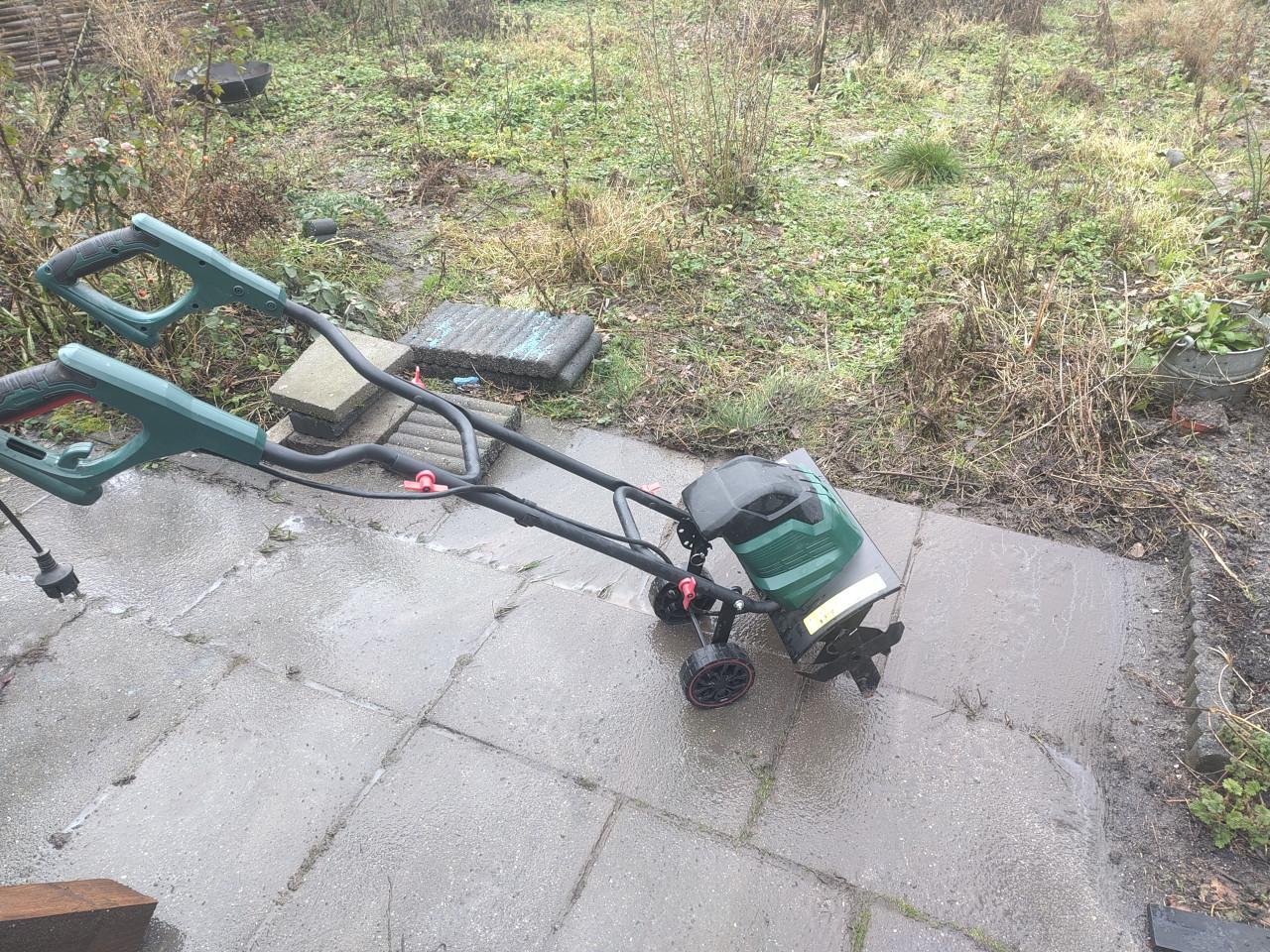 Handige wendbare elektrische grondfrees