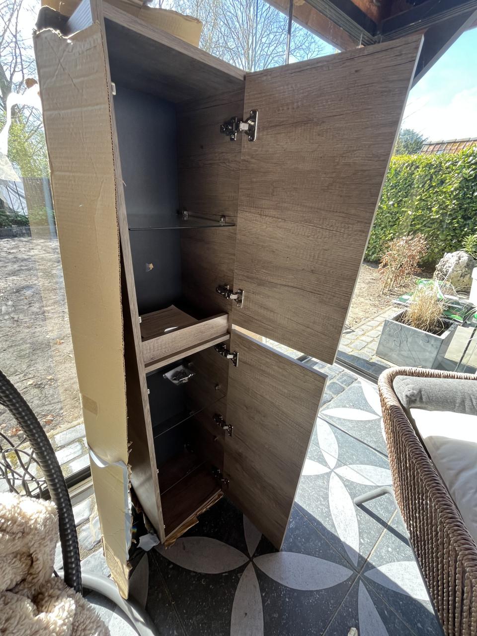 Te Koop Nieuwe badkamerkast