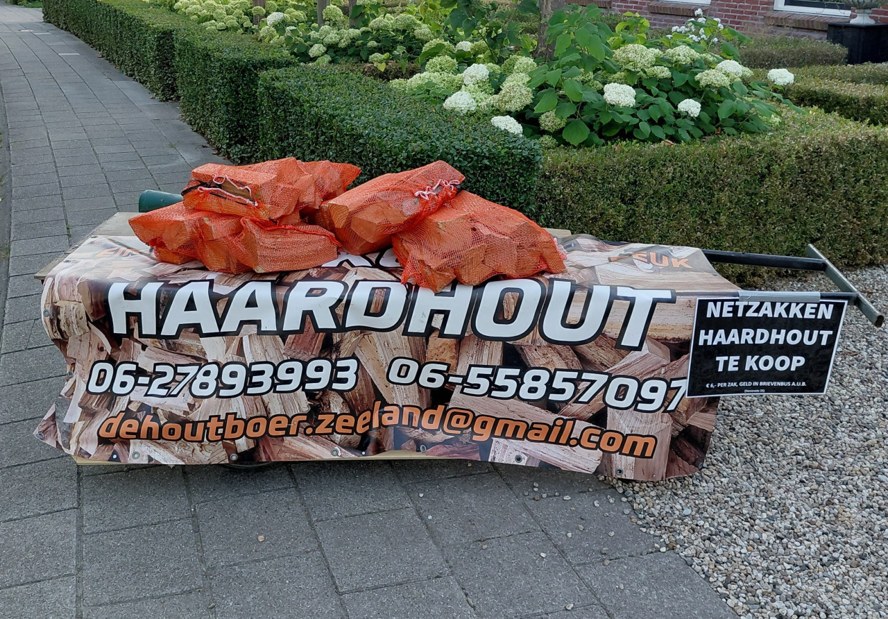 Netzakken Haardhout#Hardhout