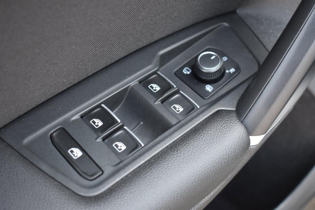 Volkswagen Tiguan 1.4 tsi act r-line | virtual | panoramadak | nap | stoelv