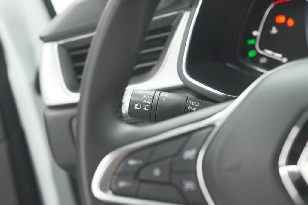 Renault Captur tce 90 intens | camera | navigatie | parkeersensoren | apple