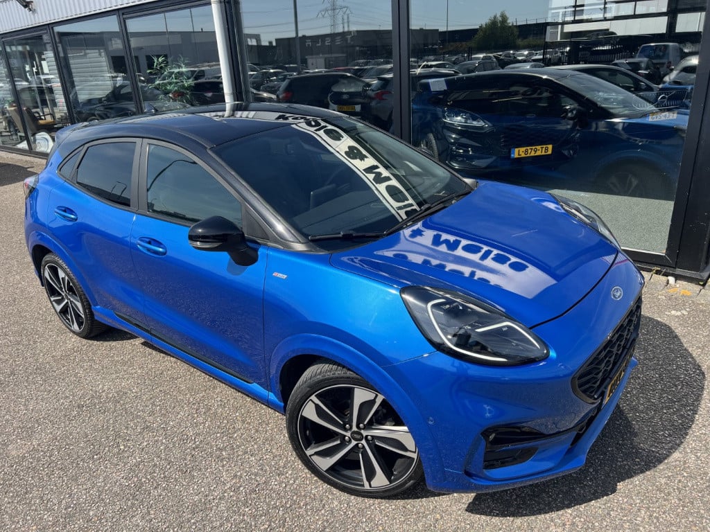 Ford Puma 1.0i ecoboost hybrid 155pk st-line x , 19 inch velgen , winterpac