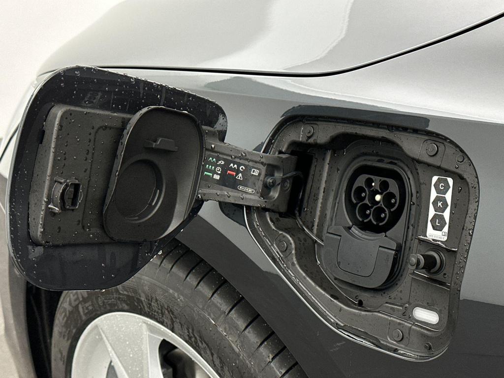 Audi A3 sportback advanced edition 40 tfsi e 150 kw / 204 pk sportba