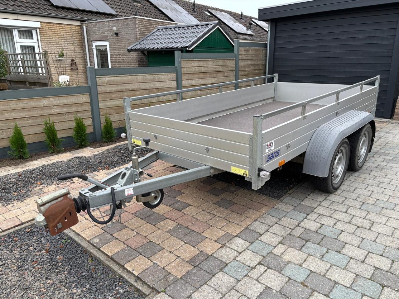 Aanhangwagen Saris