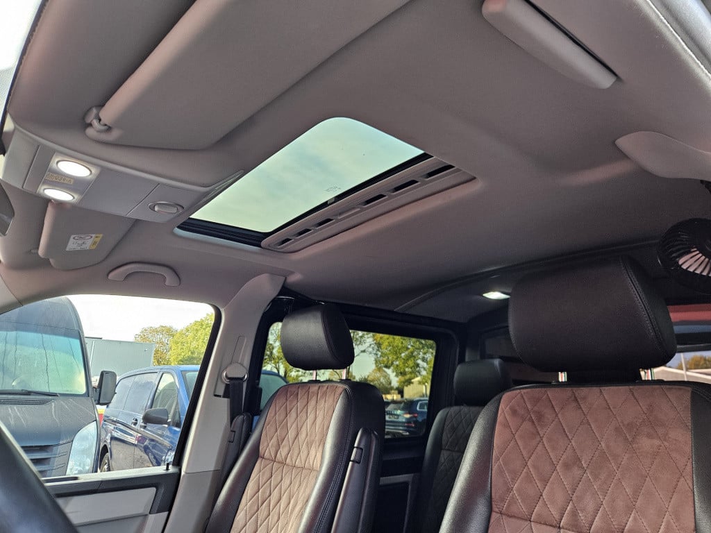 Volkswagen Transporter 2.0 tdi l2h1 dc highline | custom interior | acc