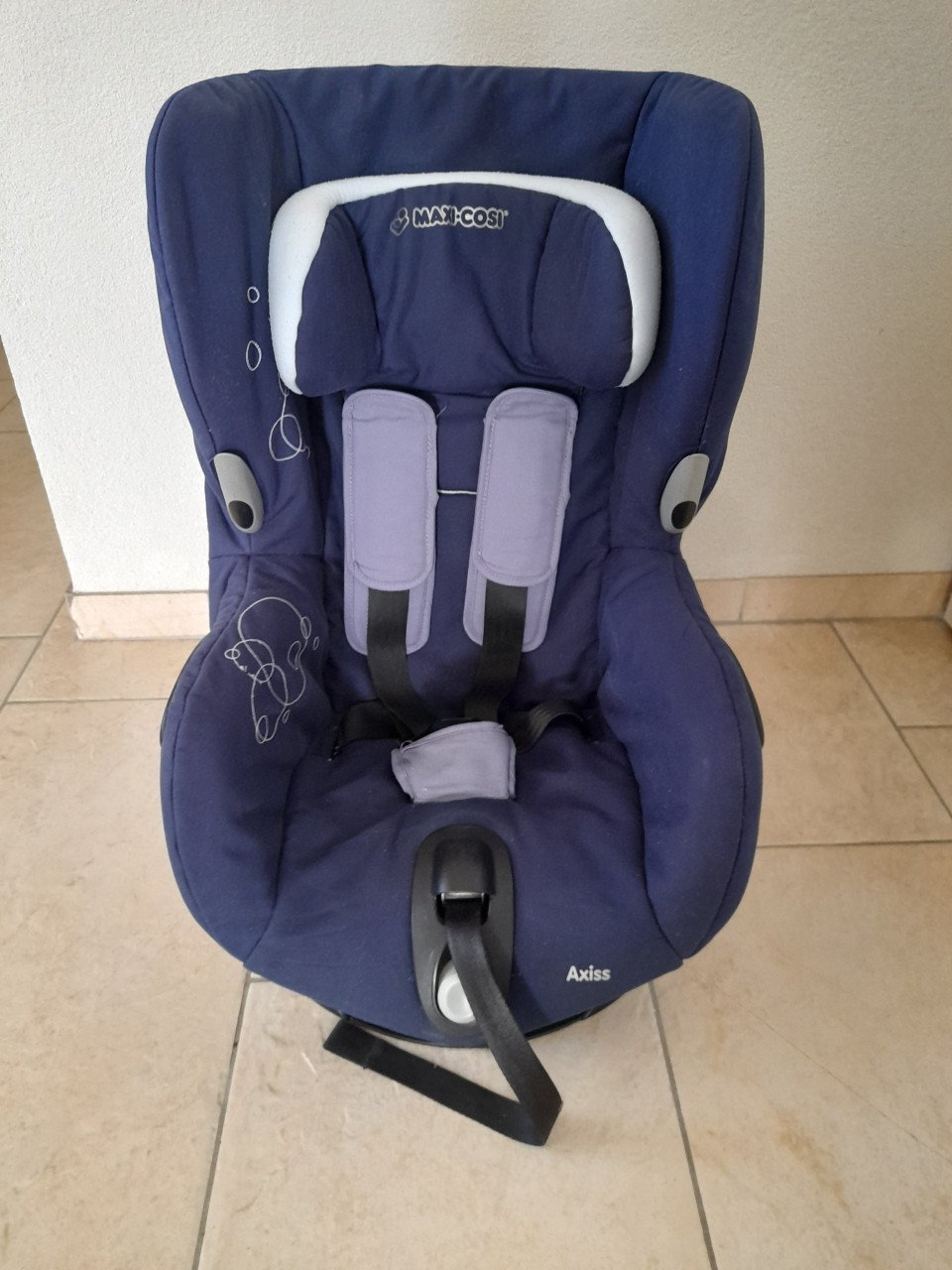 Maxi - cosi Axiss (draaibaar) ( in goede nette schone staat ) 9 / 18 kg