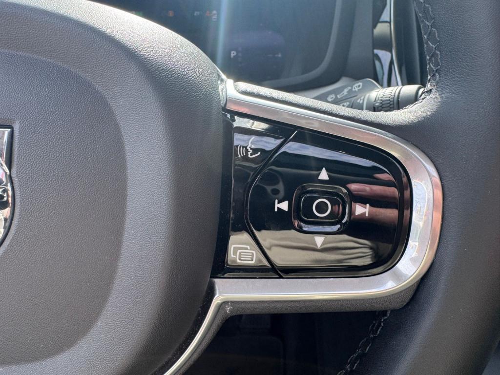 Volvo V60 2.0 t6 recharge awd inscription expression