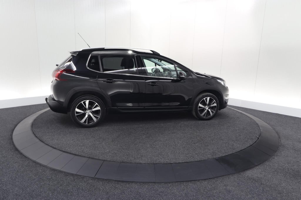 Peugeot 2008 puretech 130 gt-line | trekhaak | camera | apple carplay | par