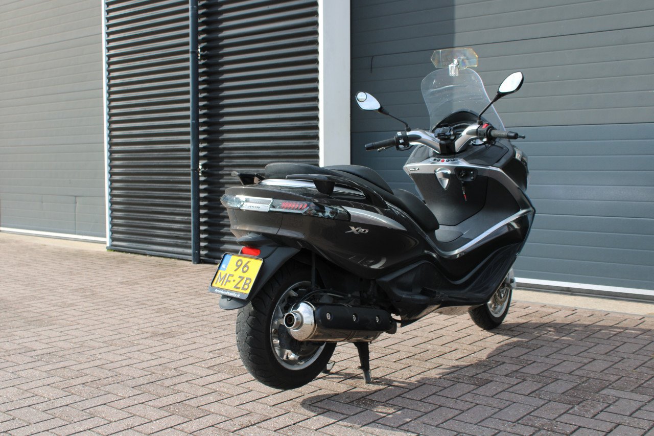Piaggo x10 500cc motorscooter ABS