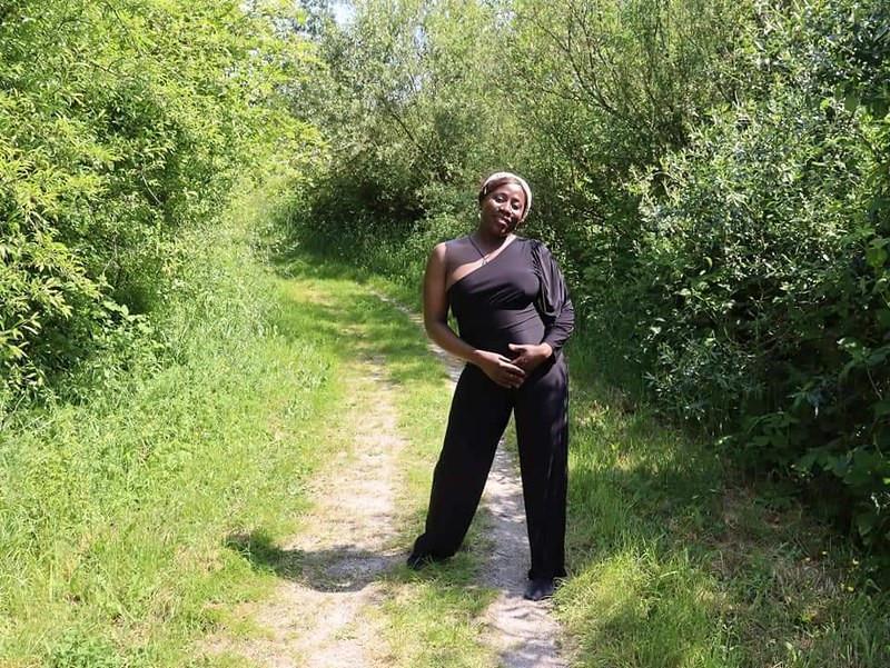 Fotomodel Aangeboden